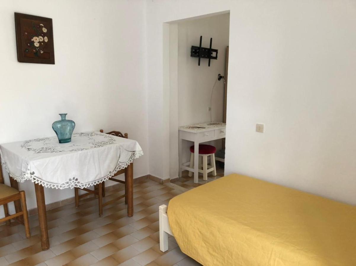 Loula'S Apartments 고우비아 외부 사진