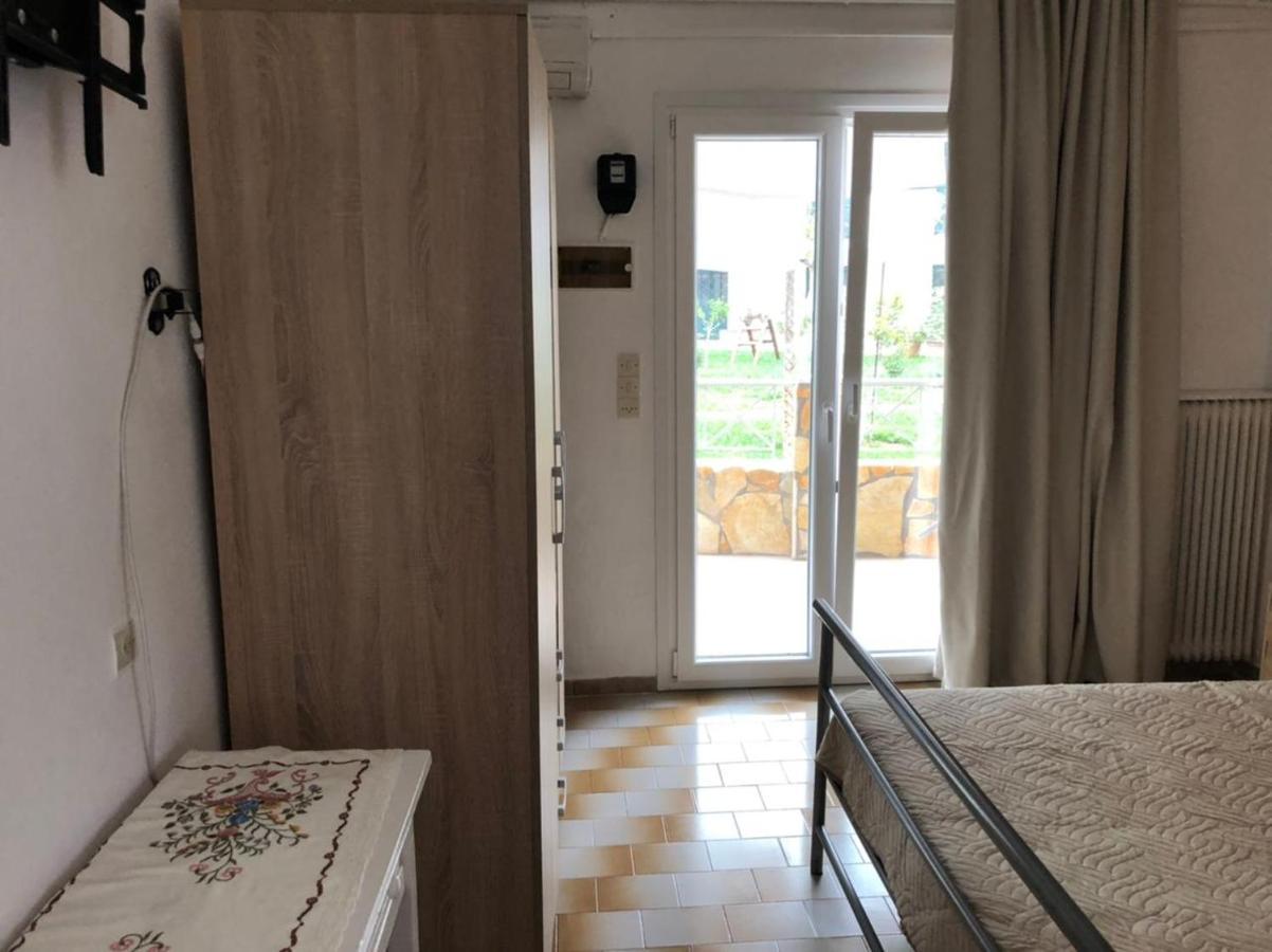 Loula'S Apartments 고우비아 외부 사진